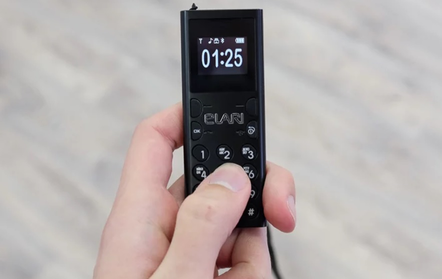 NanoPhone C the World's Smallest Phone